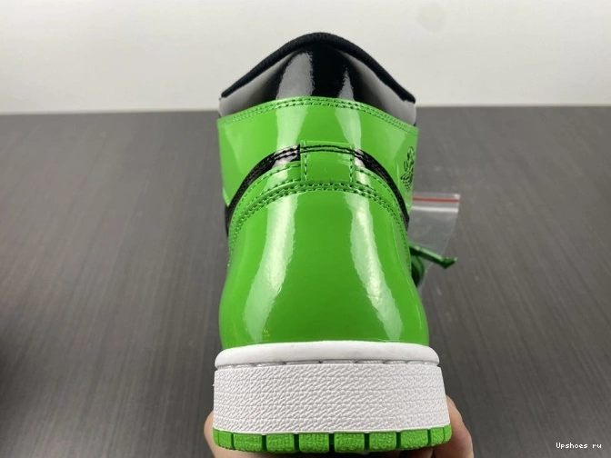 o 1 OG Jordan Air green Retr 555088-030  1101